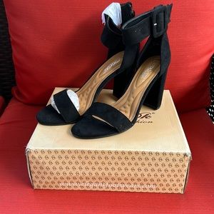 New Suede black heels